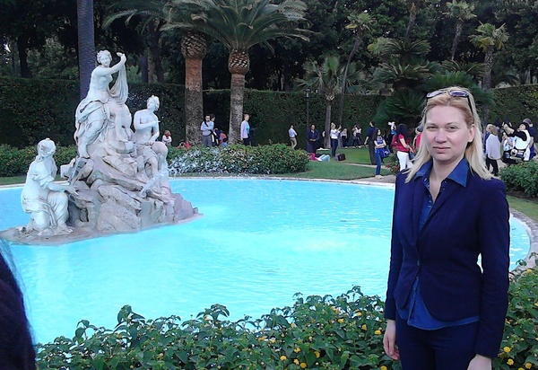 Silvia Busacca in visita ai giardini del Quirinale